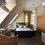 Bed and breakfast Tulipán Panzió Szolnok