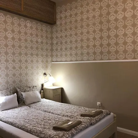 ベッド・アンド・ブレックファスト Tulipan Panzio