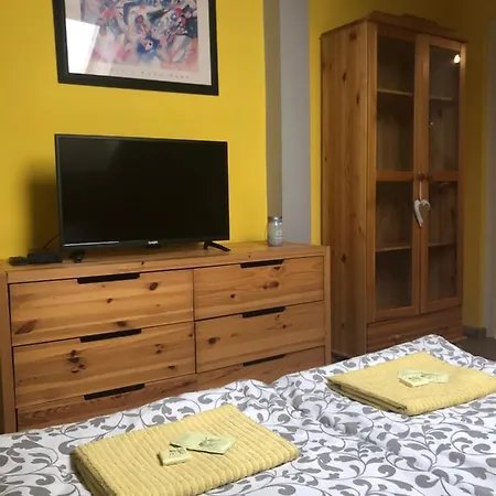 Panzió Tulipán Panzió Szolnok