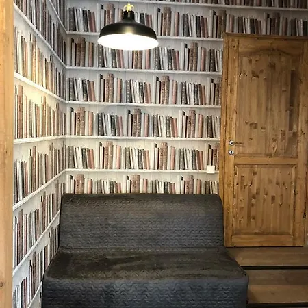 Tulipan Panzio ベッド・アンド・ブレックファスト ソルノク