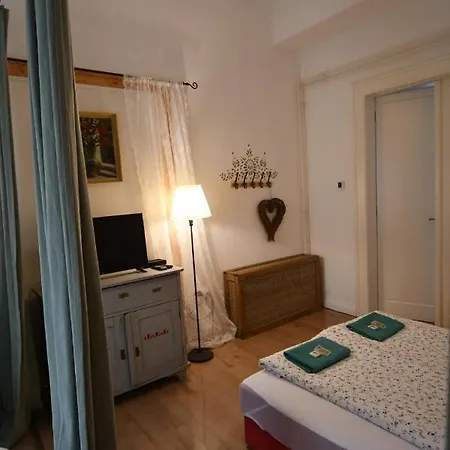 Panzió Tulipán Panzió *