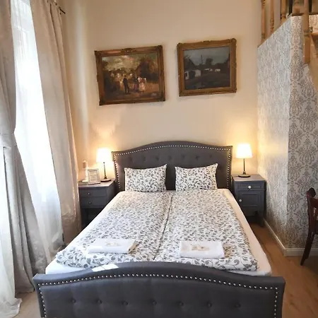 ベッド・アンド・ブレックファスト Tulipan Panzio